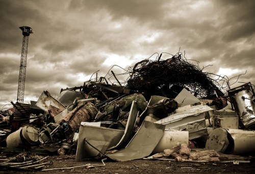 Benefits of hiring professional furniture clearance services